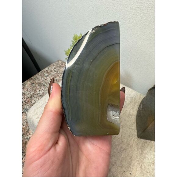 Beautiful Banded Agate Bookends - Picture 6 of 9